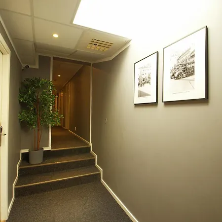 Grad Hotel And Hostel-3